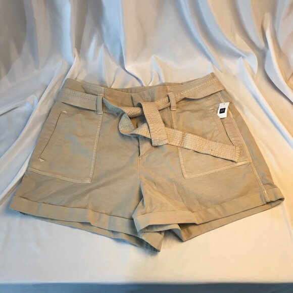 Gap Women's Shorts Khaki Tan Women's Size 18 Beige with belt Style 282503 NEW - Picture 1 of 12